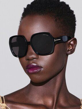 NEW TOM FORD SAFFRON SUNGLASSES TF1221 01A OVERSIZED BLACK WOMEN EYEWEAR FT1221
